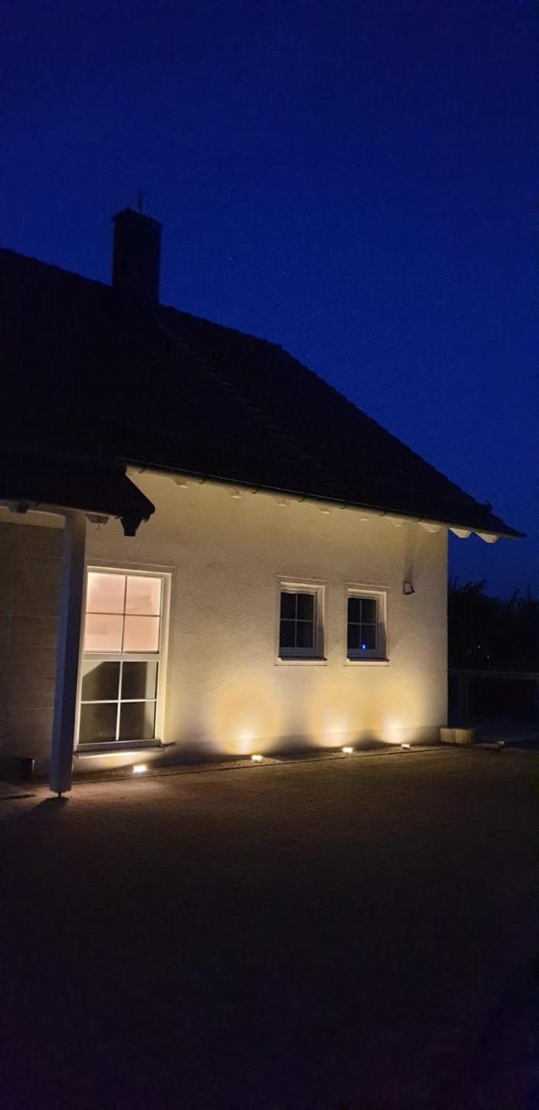 Apartment Chalet Am Schloss Kaltenberg Nahe Ammersee Geltendorf Exteriör bild