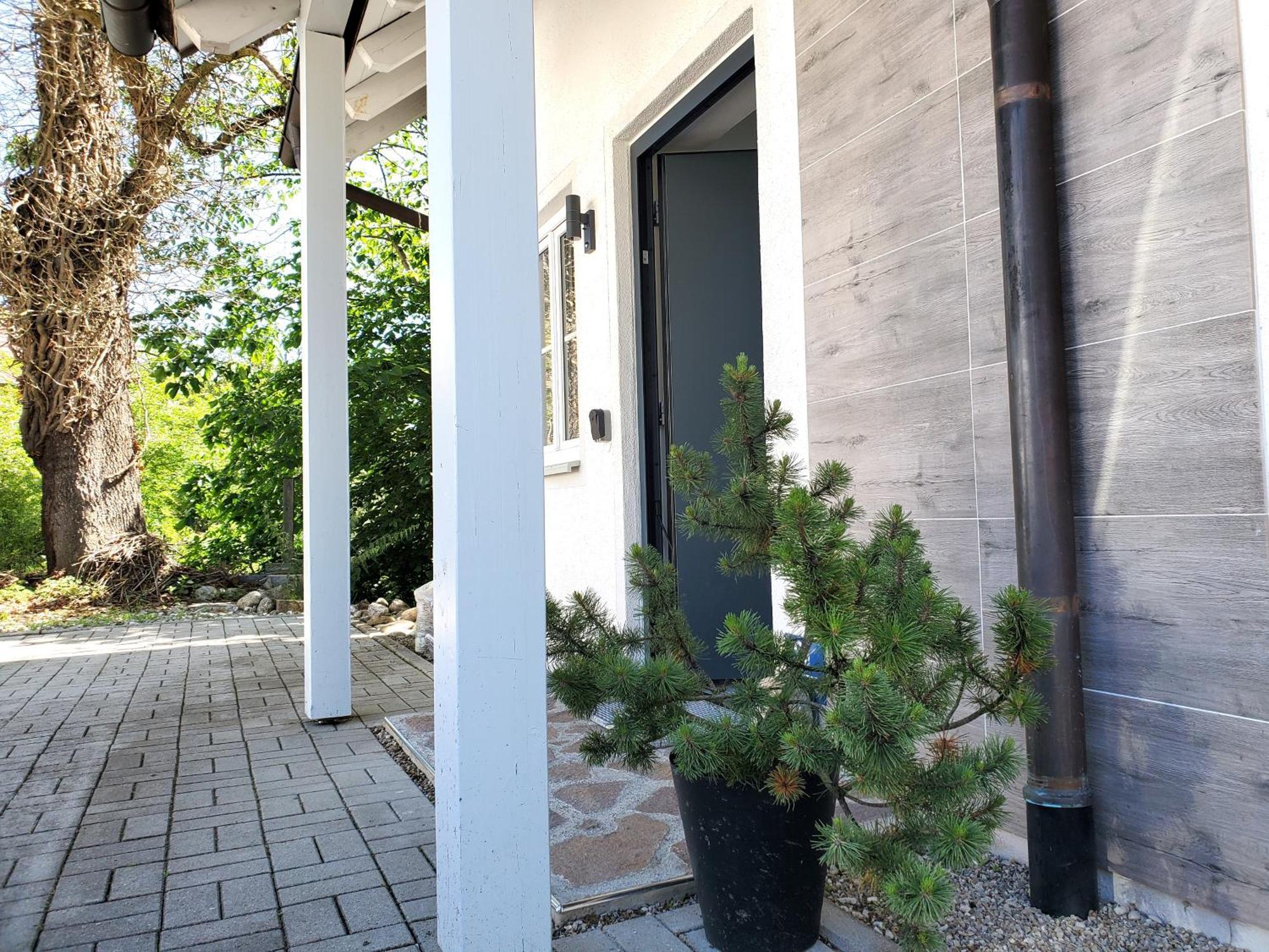 Apartment Chalet Am Schloss Kaltenberg Nahe Ammersee Geltendorf Exteriör bild